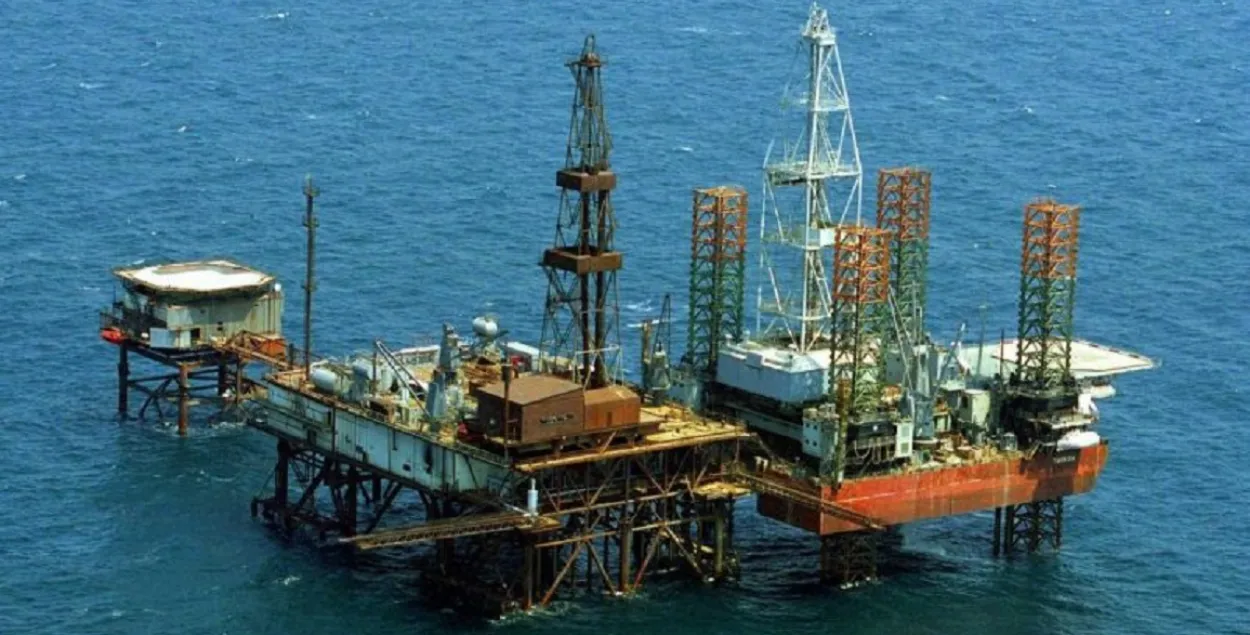 Буровые платформы / Из архива УНИАН