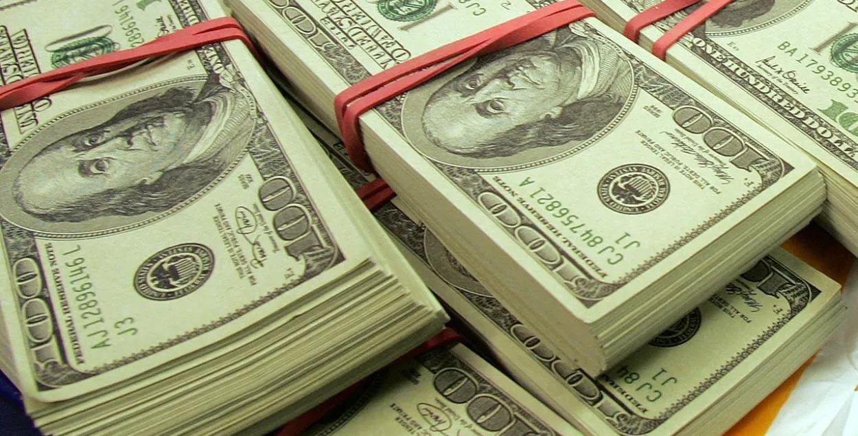 Дынаміка ВУП Беларусі: мінус 3,9% ці мінус 28,1%