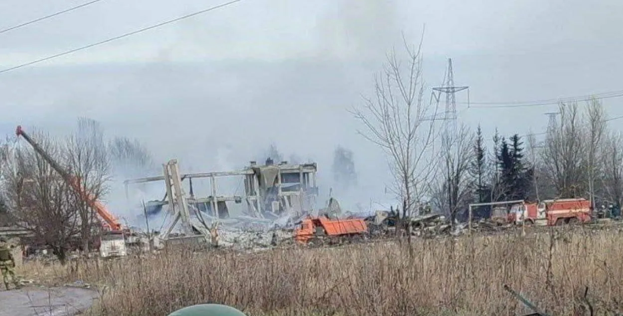 Будынак прафтэхвучэльні ў Макееўцы цалкам знішчаны / Telegram
