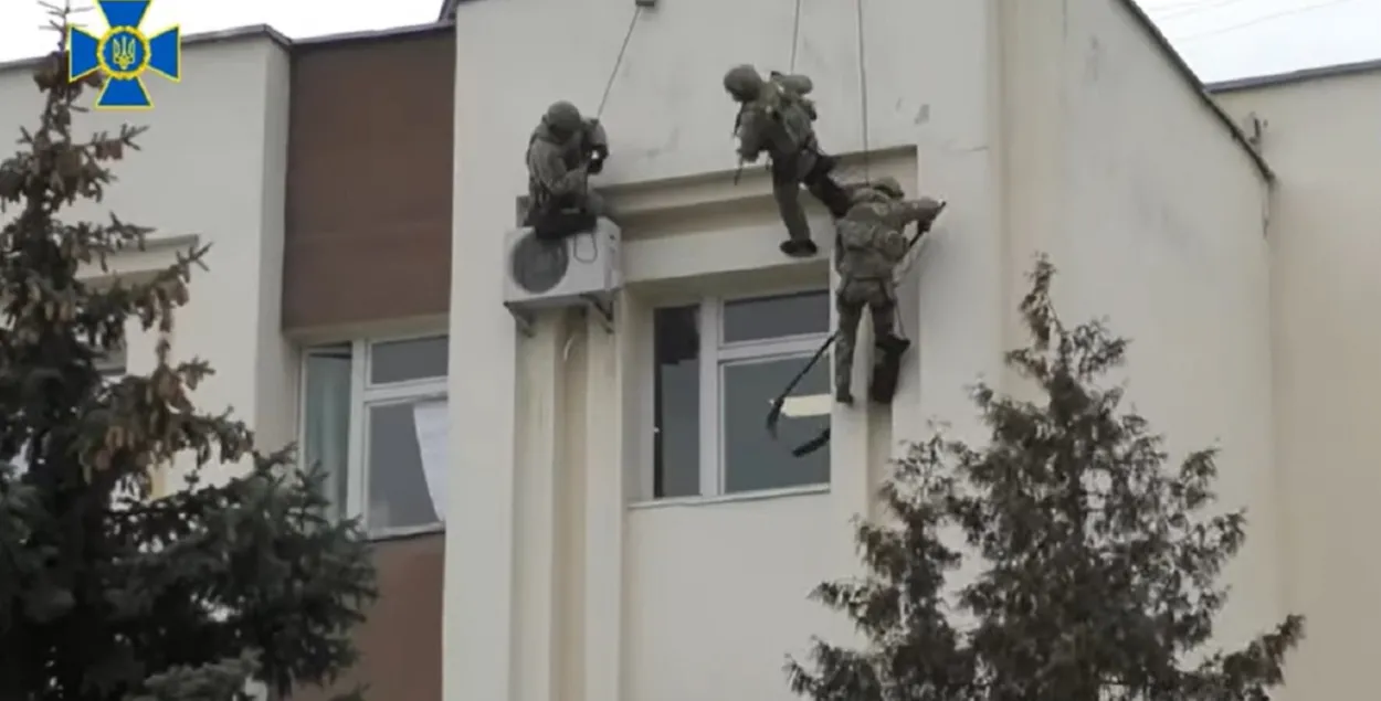 Бойцы СБУ во время учений / https://www.facebook.com/SecurSerUkraine/