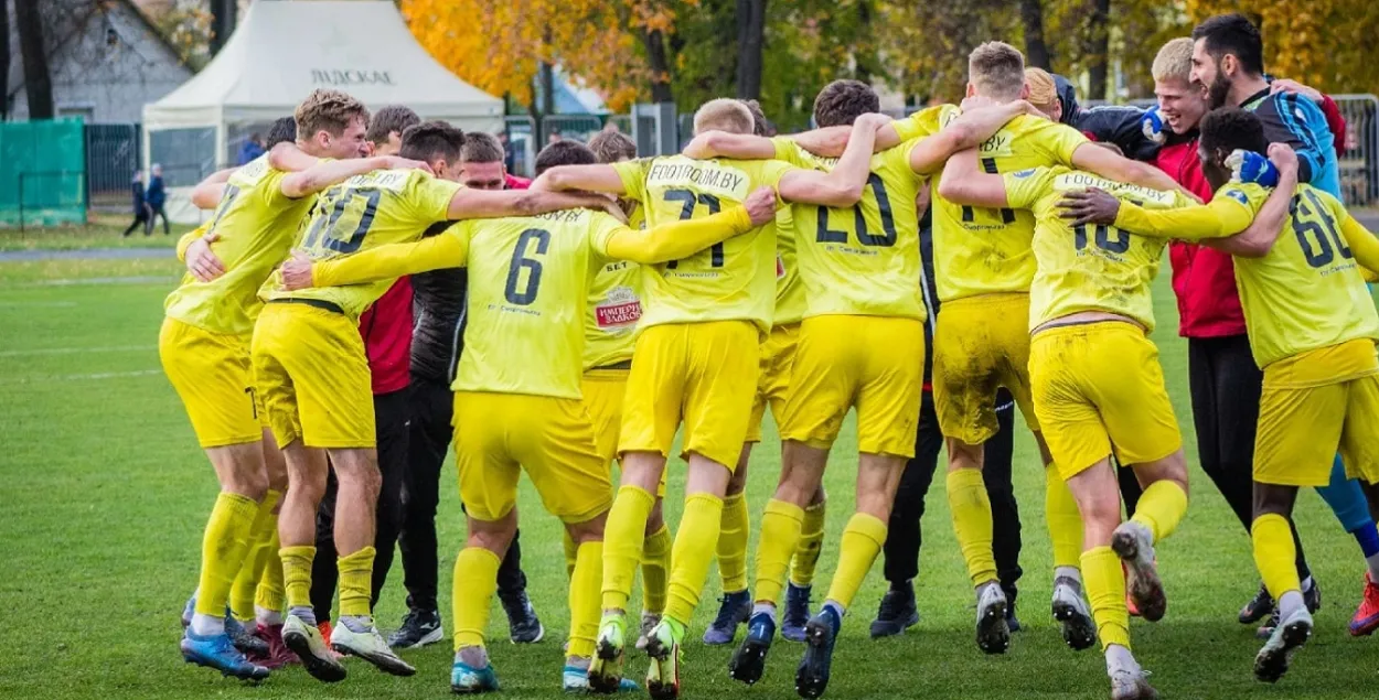 Футбалісты "Смаргоні" / vk.com/fcsmorgon_official