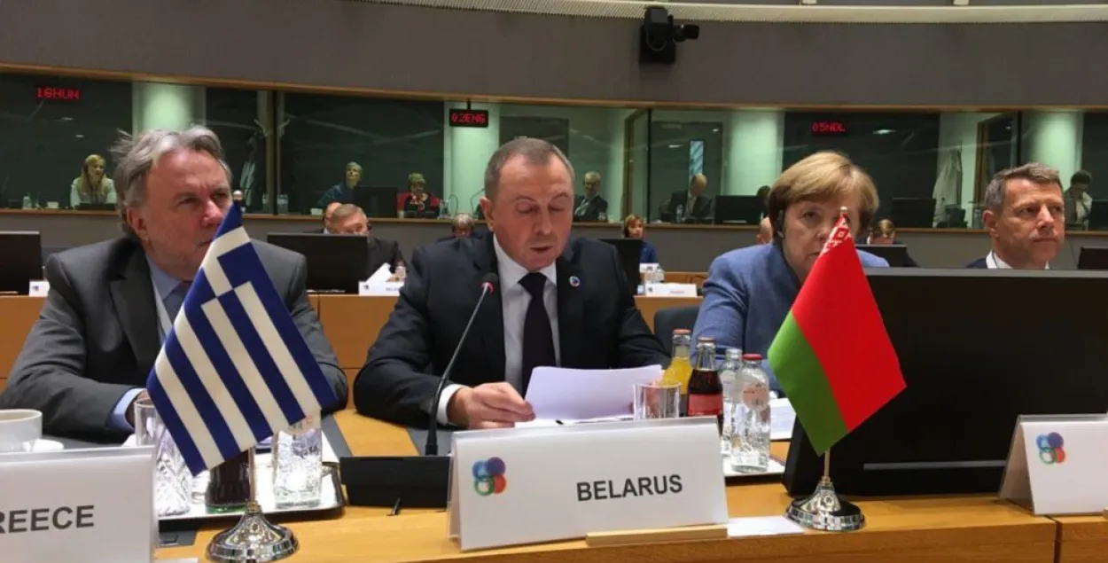 Уладзімір Макей і Ангела Меркель на саміце ў Бруселі (фотафакт)
