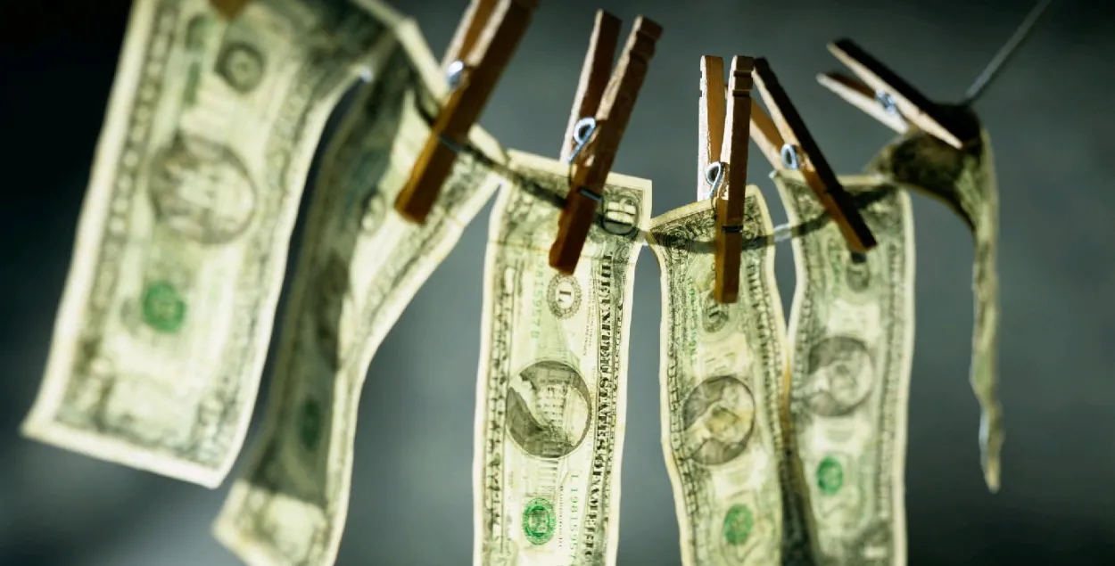 У Мінску група ілжэпрадпрымальнікаў зарабіла $14 млн на адмыванні грошай