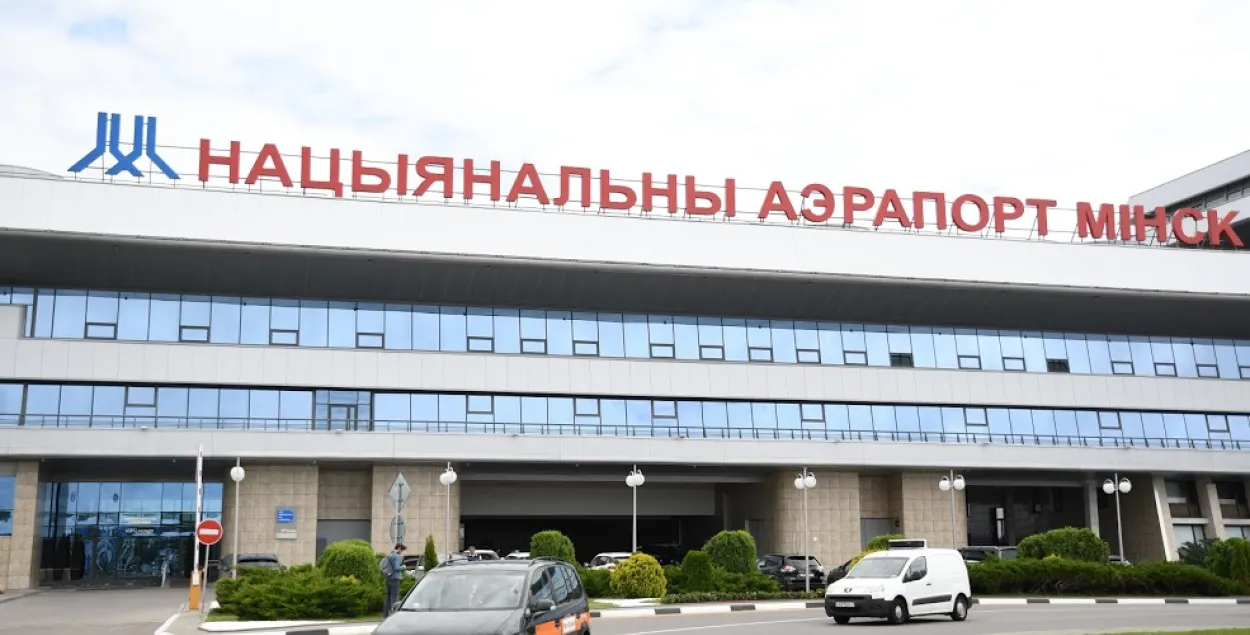 Иностранцы не могут вернуться домой в связи с отменой рейсов из Беларуси / Еврорадио