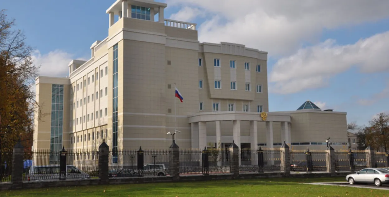 Расіянін пікетаваў расійскую амбасаду ў Мінску