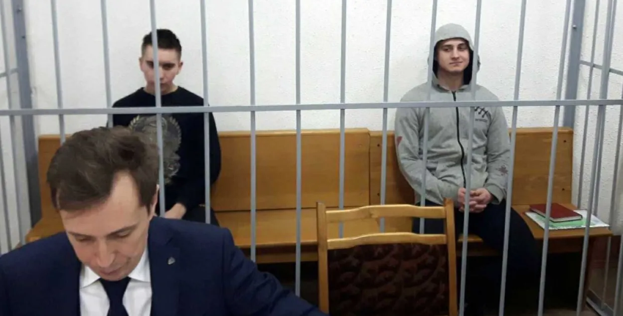 Иван Комар и Никита Емельянов в суде / svaboda.org​