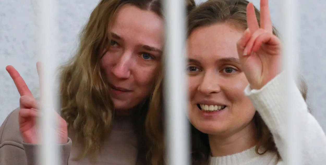 Осужденные журналистки Дарья Чульцова и Екатерина Андреева / Reuters