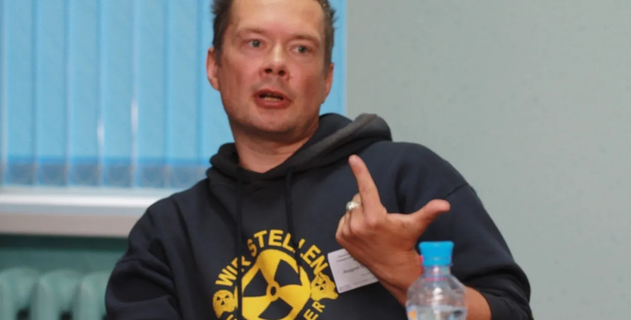 Ажароўскі: Аддаць свае ядзерныя адкіды Расіі і забыць не выпадае ― гэта падман