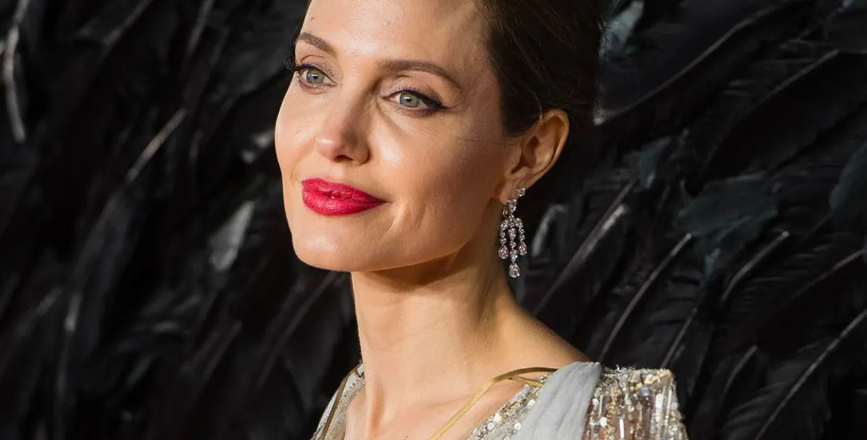 Анджелина Джоли / Самир Хусейн / Wireimage / Getty Images
