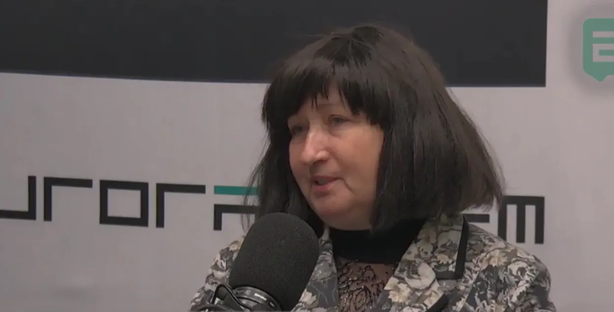 Елена Анисим в студии Еврорадио / Кадр из видеотрансляции
