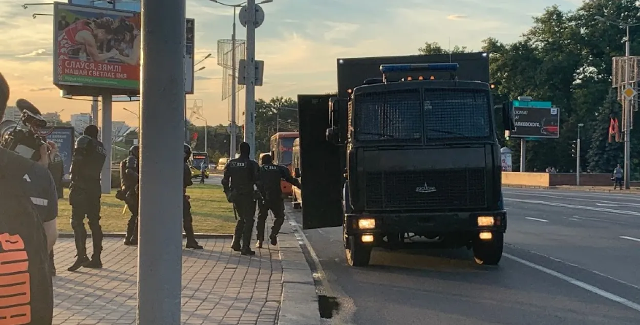 Намеснік міністра ўнутраных спраў: у аўтазаку згвалціць нельга