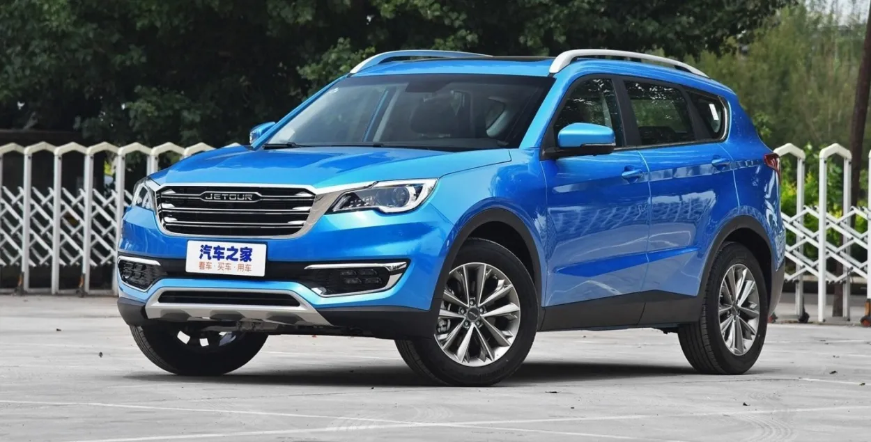 Красовер JETOUR X70 / infocar.ua