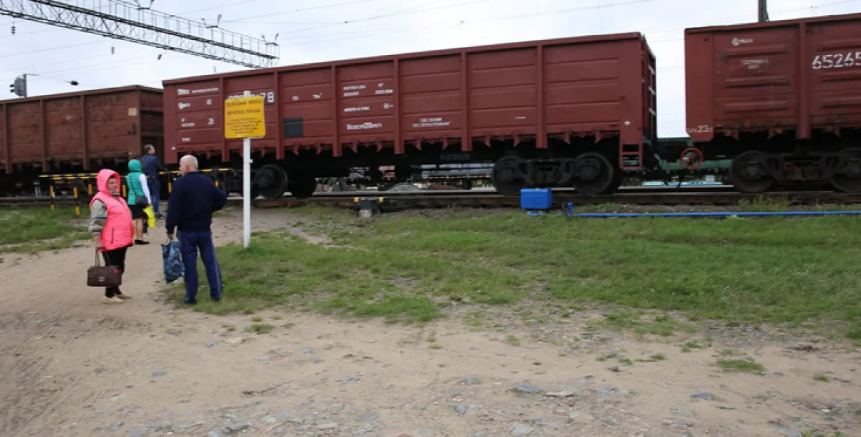 Юнаку адрэзала ногі на чыгунцы каля станцыі Баранавічы-Цэнтральныя