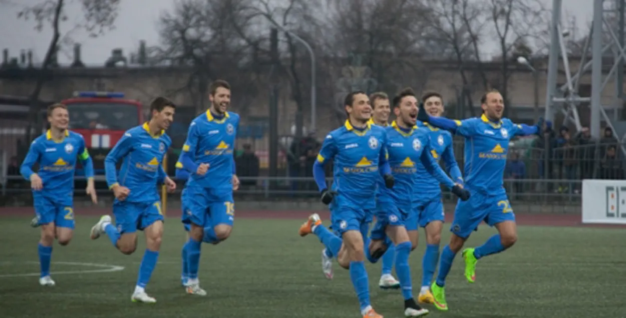 Чэмпіён Беларусі ФК БАТЭ выйграў у "Нафтана" — 2:1