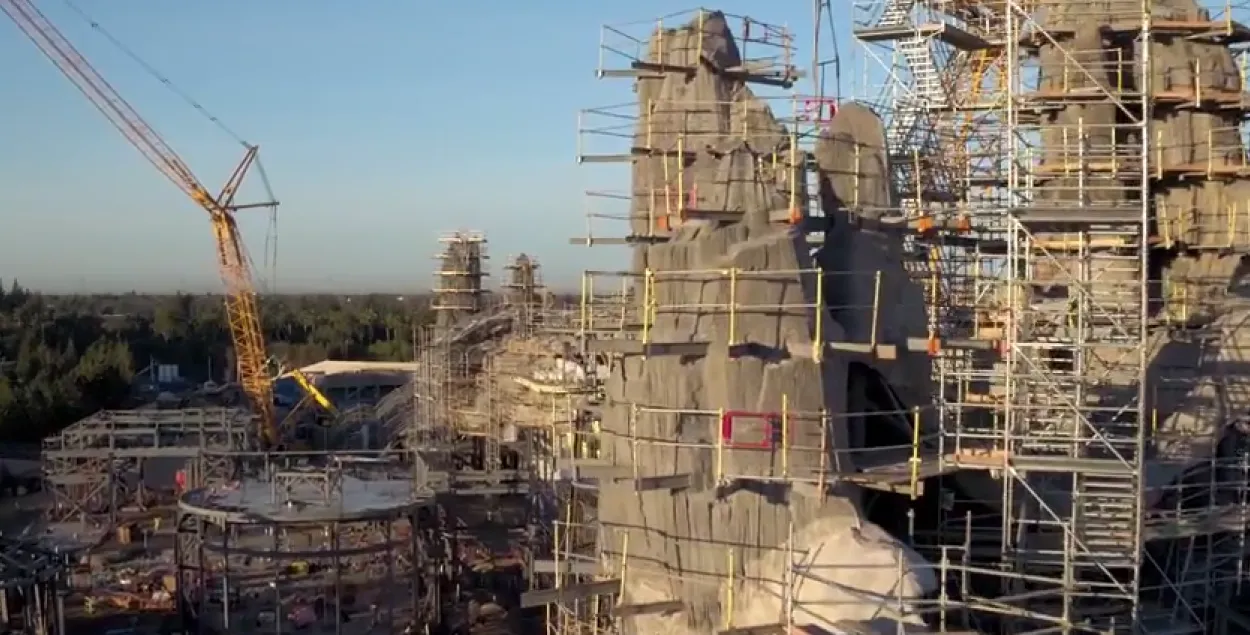 Disney будуе новы парк забаваў, прысвечаны “Зорным войнам”