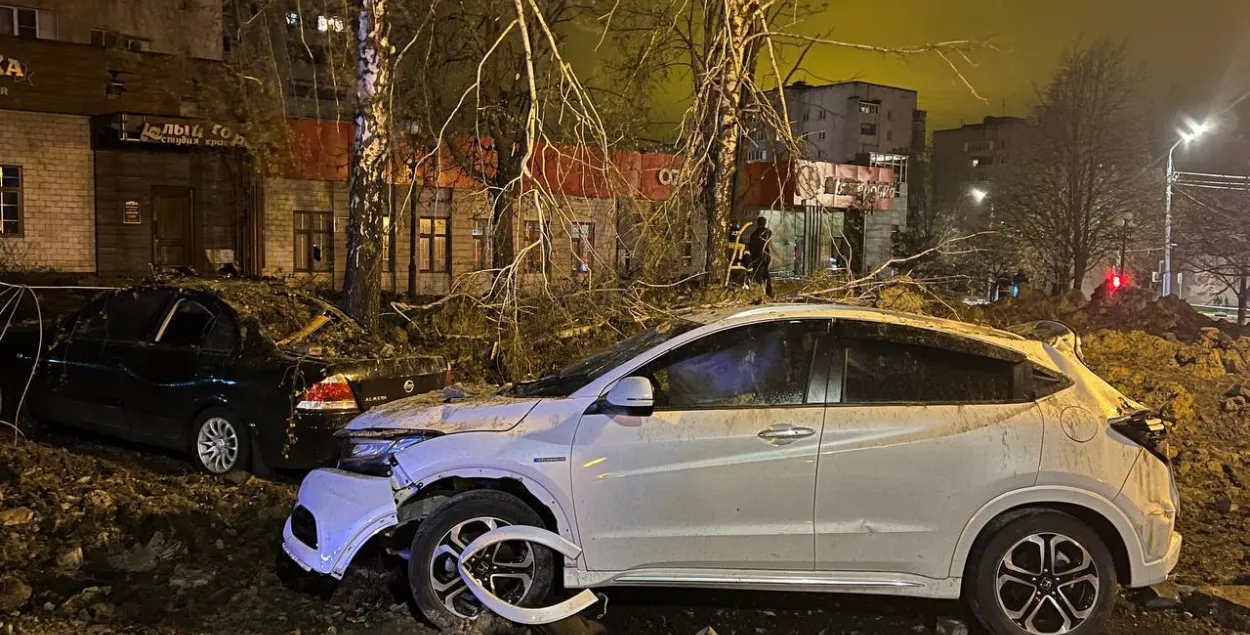 Место взрыва авиабомбы в Белгороде / @vvgladkov
