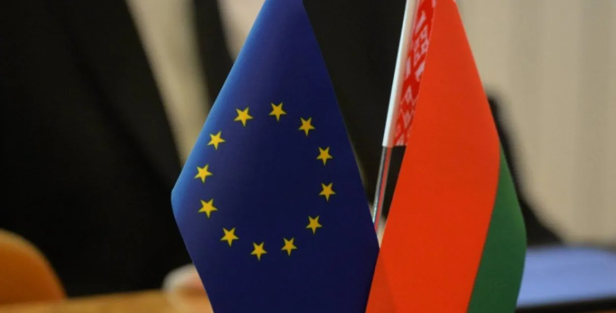 У Беларусь прыедуць эксперты ЕС, каб абмеркаваць спрашчэнне візавага рэжыму