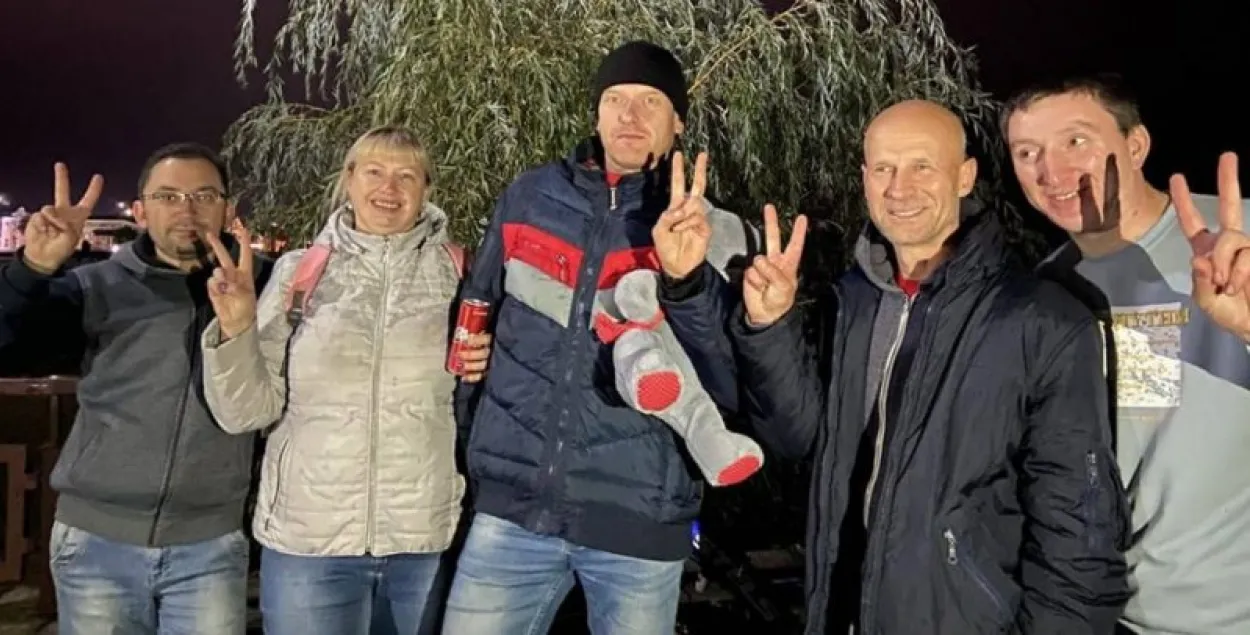 Сморгонцы, которых подозревали в расклейке листовок. Первое дело — Руслан Валюк / @viasna96
