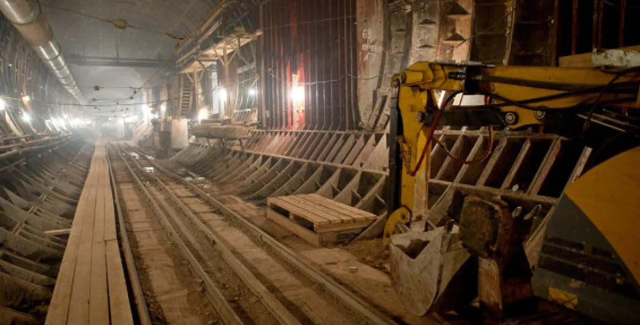 На будоўлі метро ў Мінску пашкодзілі трубаправод