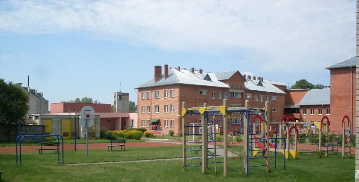 Чэрвенскі дом-інтэрнат для дзяцей з асаблівасцямі псіхафізічнага развіцця / ktzszmoik.gov.by