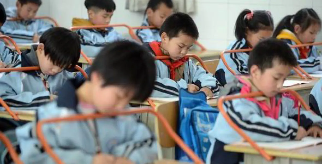 У Кітаі падчас цісканіны ў прыбіральні школы загінуў вучань, 20 пацярпелі