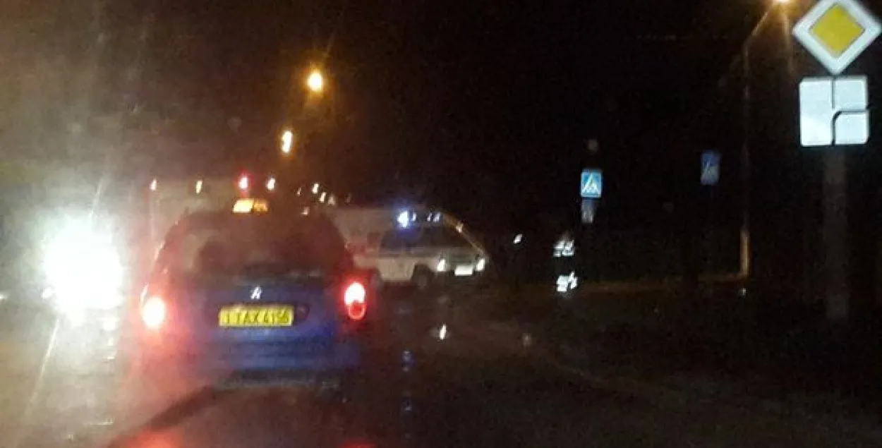 У Баранавічах перакрывалі вуліцу з-за скрынкі з надпісам "бомба"