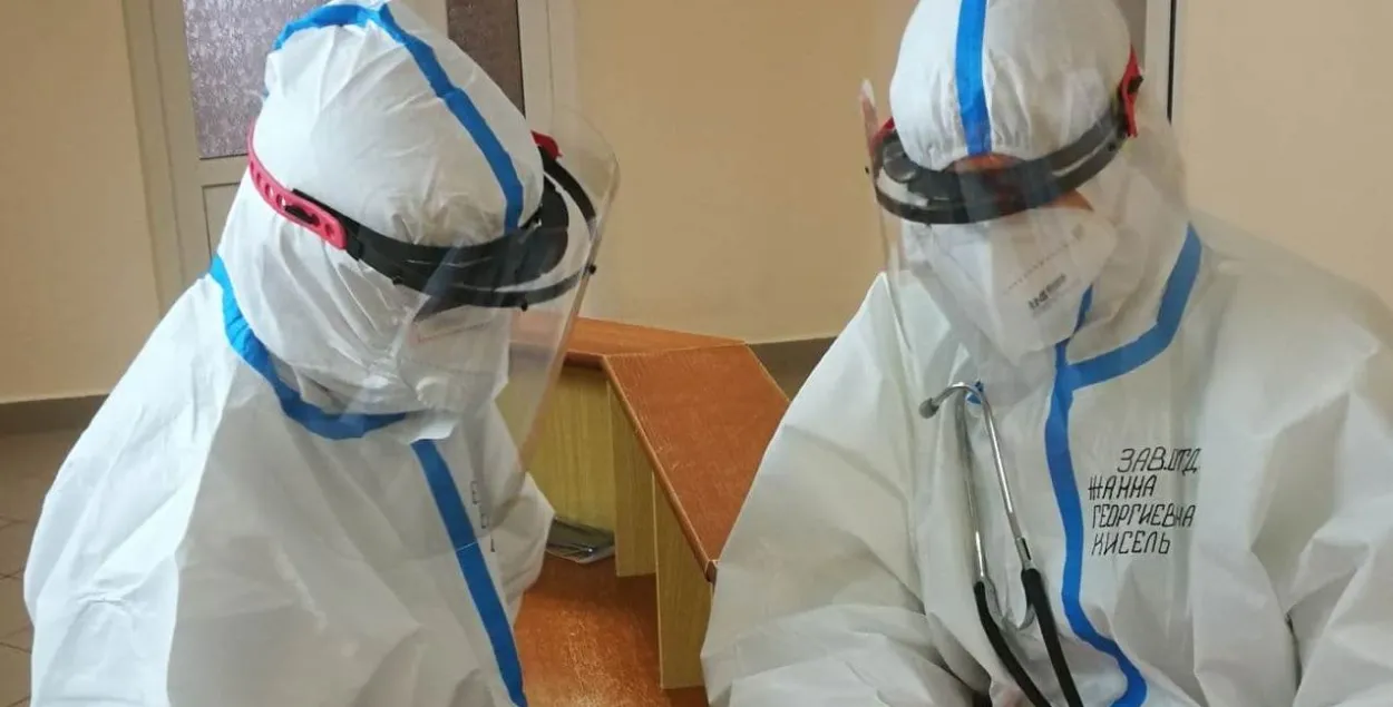 Растет число возрастных пациентов с COVID-19 в тяжелом состоянии — Минздрав