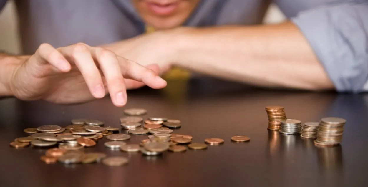 Рэальныя грашовыя даходы беларусаў скараціліся на 1,2%