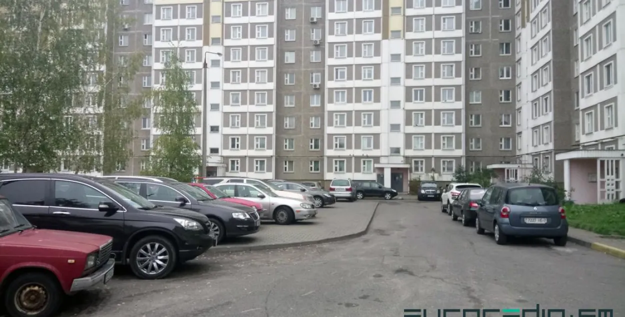 В Могилеве из-за перепланировки треснуло перекрытие в девятиэтажке