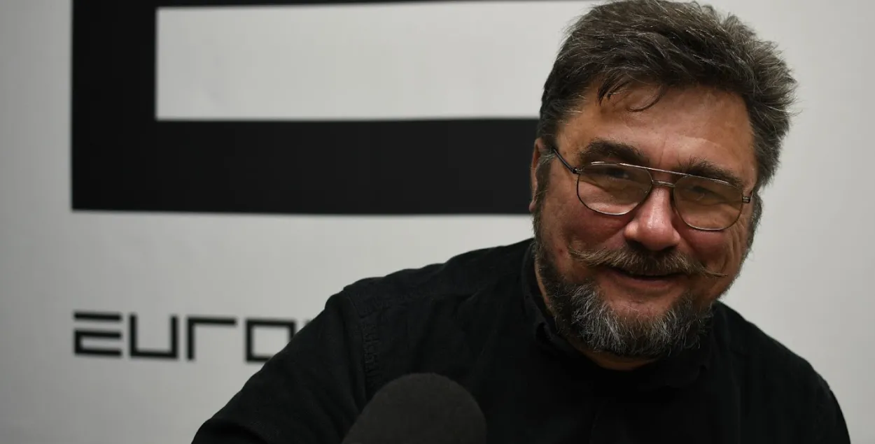 Зміцер Бартосік:  трэба давесці людзям, што быць беларусам – модна