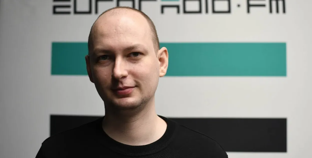 Блогер Эдуард Пальчыс знайшоўся на Акрэсціна, ён адбывае 30 сутак арышту