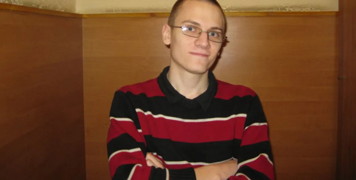 Суд адмовіў анархісту Дзядку ў іску да газеты адміністрацыі Лукашэнкі