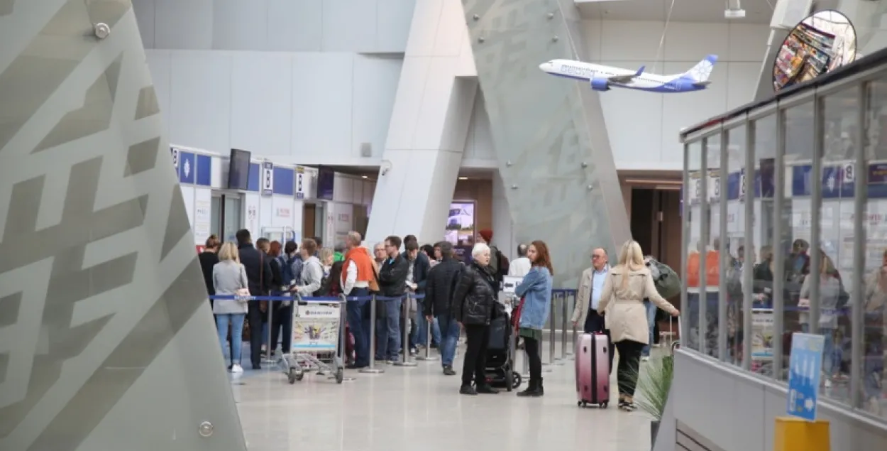 У Беларусь з Турцыі прыляцеў грузін з падробленым армянскім пашпартам 