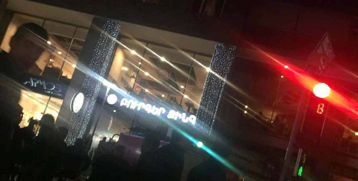 Пры выбуху ў ерэванскай кавярні пацярпелі людзі