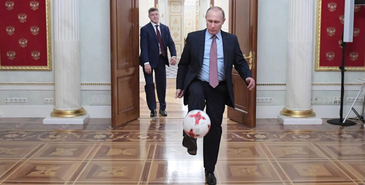 Пуцін мог расказаць Лукашэнку пра размову з Макронам і Меркель