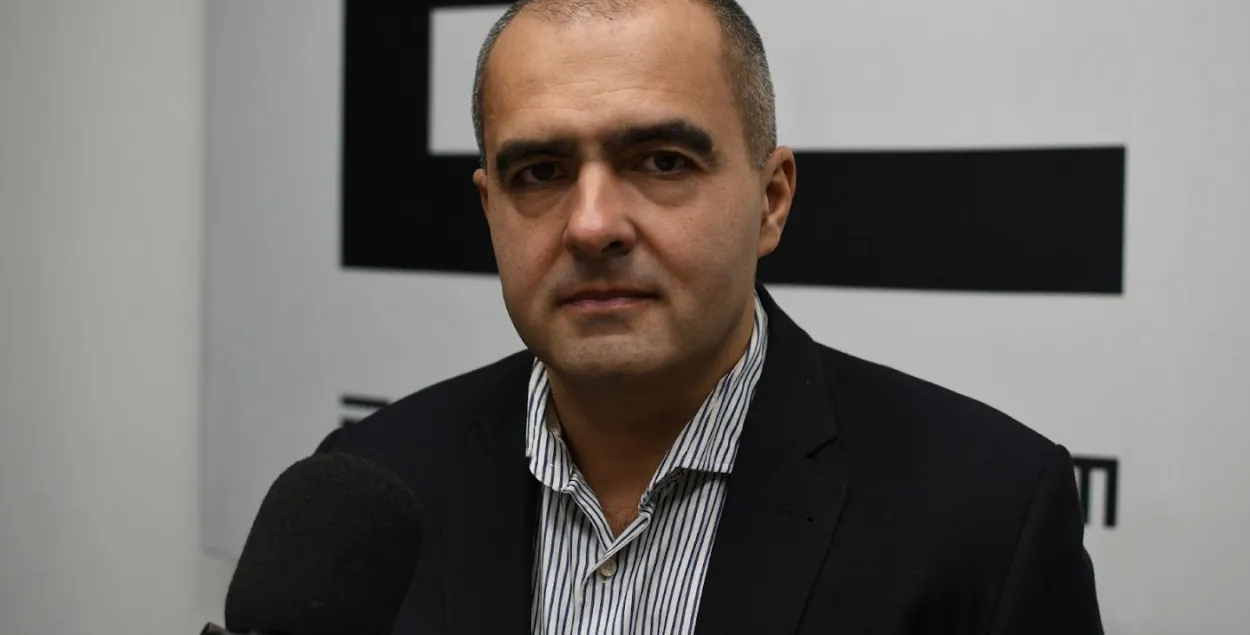 Чаму Алег Гайдукевіч зняўся з выбараў на карысць Лукашэнкі?