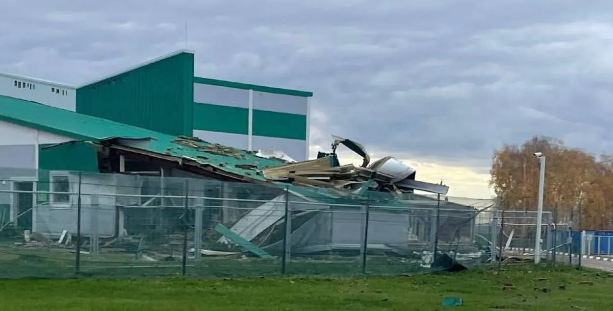 Под обстрелом вчера был не только склад с боеприпасами, но и таможенный пункт пропуска в Белгородской области /&nbsp;@vvgladkov
