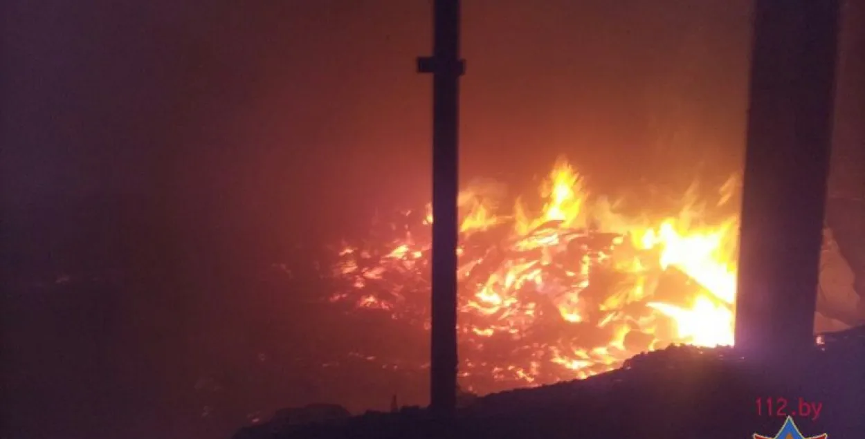 Пажар на заводзе ў Баранавічах мог пачацца з-за электраабагравальніка (фота)