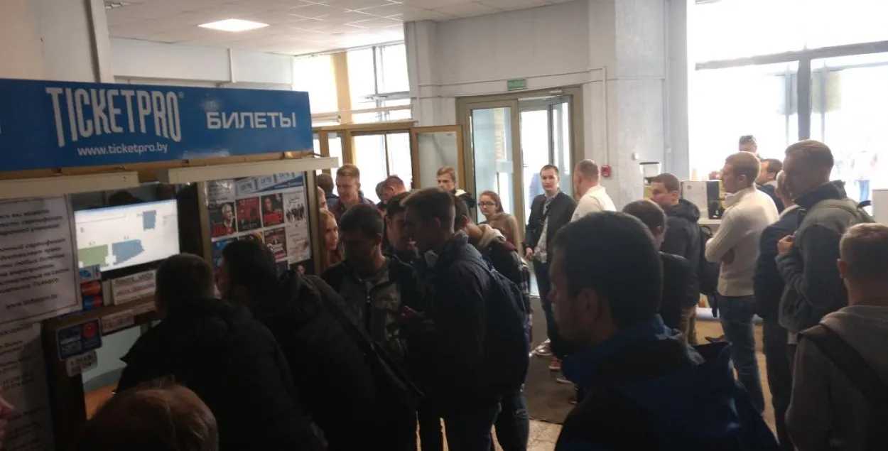 Куда прапалі восем квіткоў, якія канфіскавалі перад матчам БАТЭ — "Арсенал"?