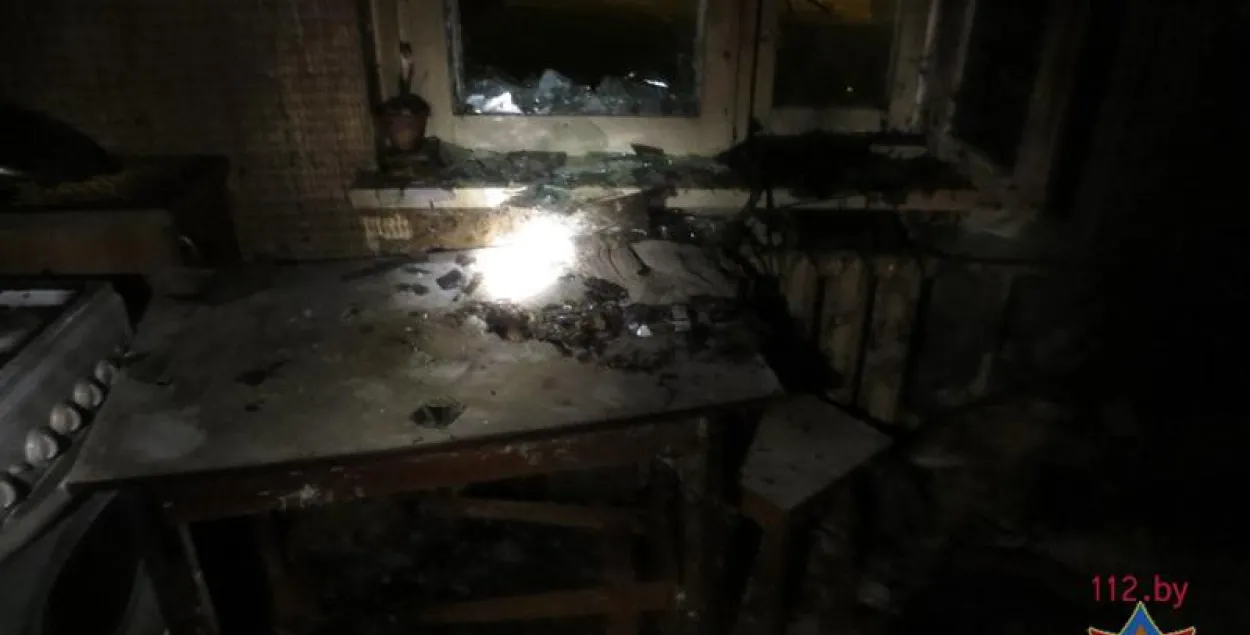 Пажар у Мінску: 1 чалавек загінуў, 15 эвакуяваныя (фота)