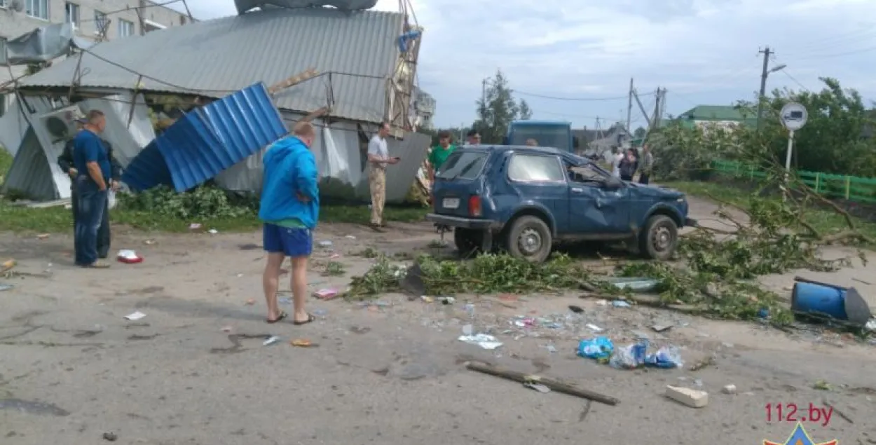 Падчас смерчу ў Шаркаўшчыне траўмы атрымалі трое чалавек