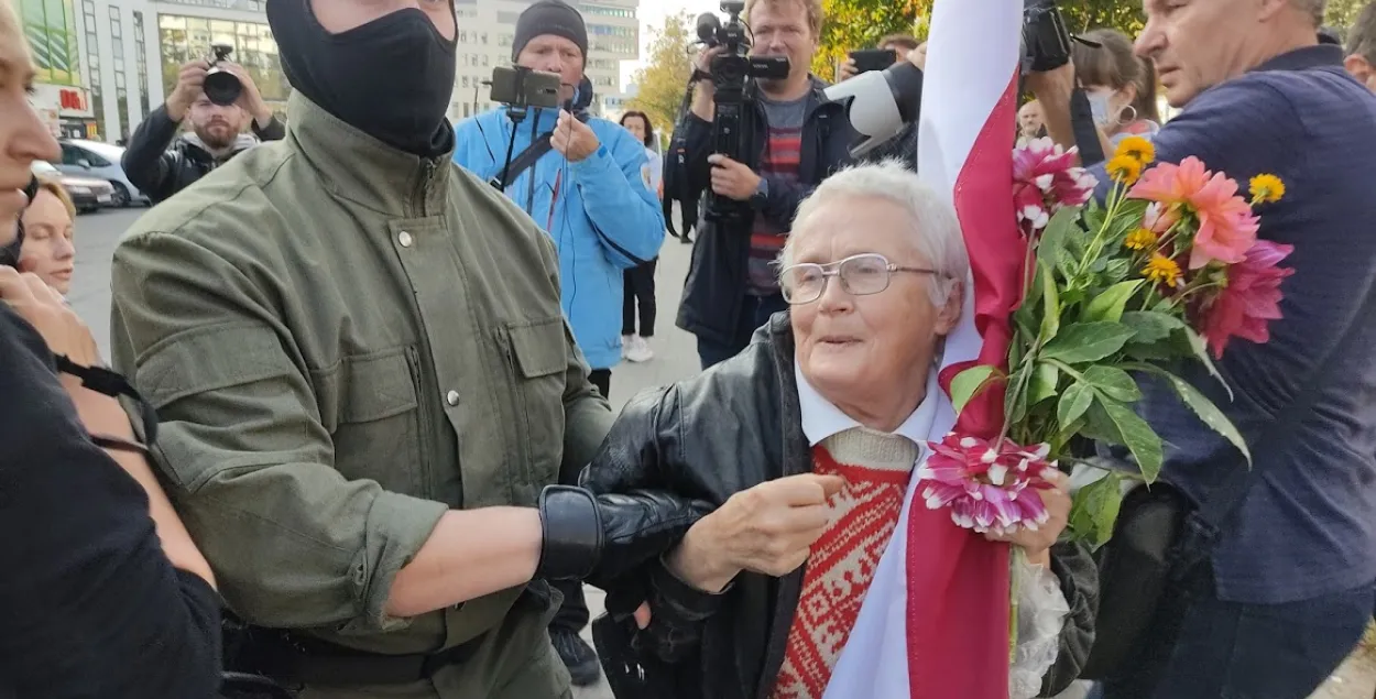 В марте по политическим мотивам в Беларуси задержали 1139 человек