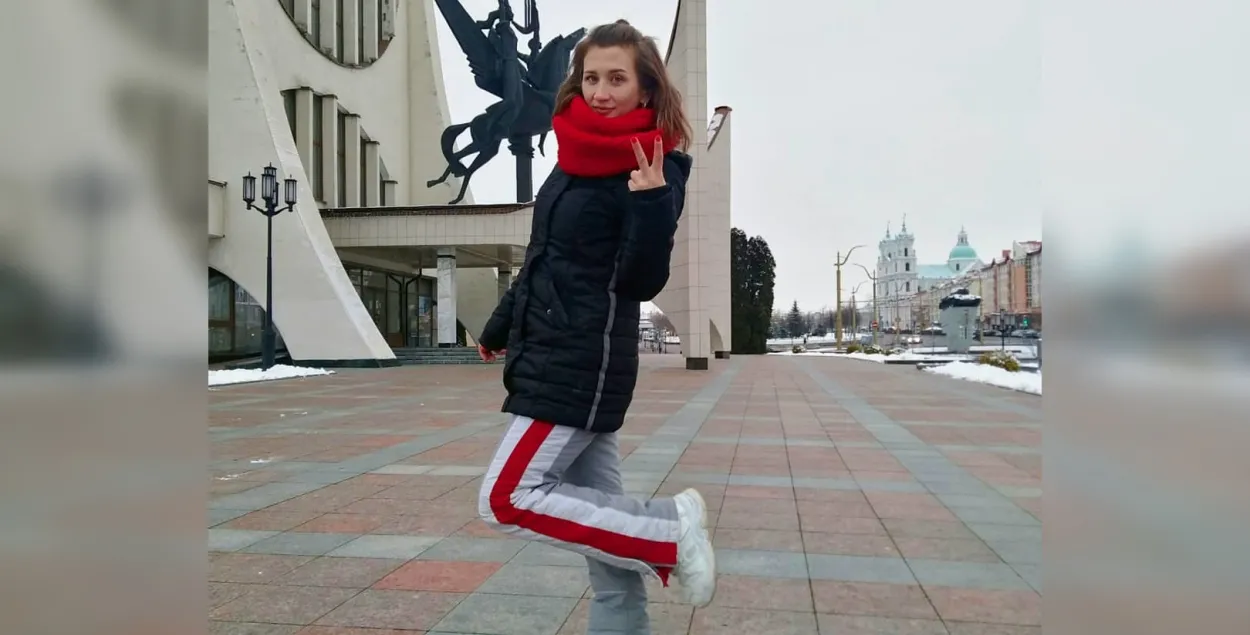 Суд не апраўдаў жыхарку Гродна па справе аб бчб-лампасах на штанах