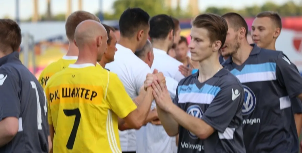 Каманда слабавідушчых футбалістаў перамагла каманду дыпламатаў