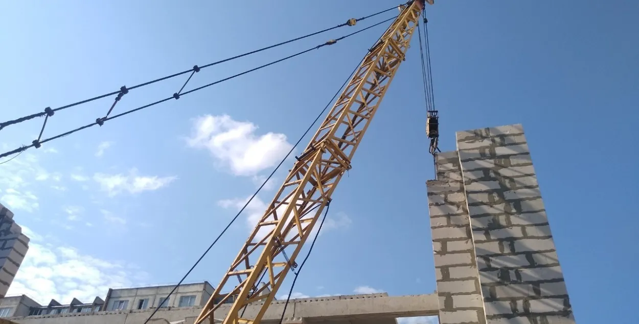 На будоўлі ў Пінску загінуў брыгадзір: на яго абрынулася сцяна
