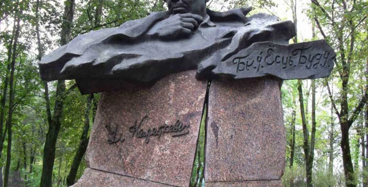 Помнік Караткевічу ў Віцебску знясуць