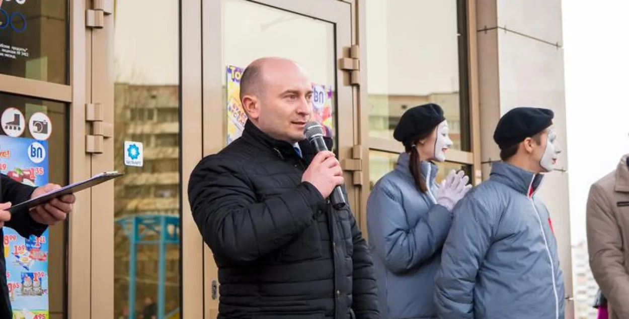 Валерий Касперович на открытии одного из магазинов в Витебске / vitebsk.biz