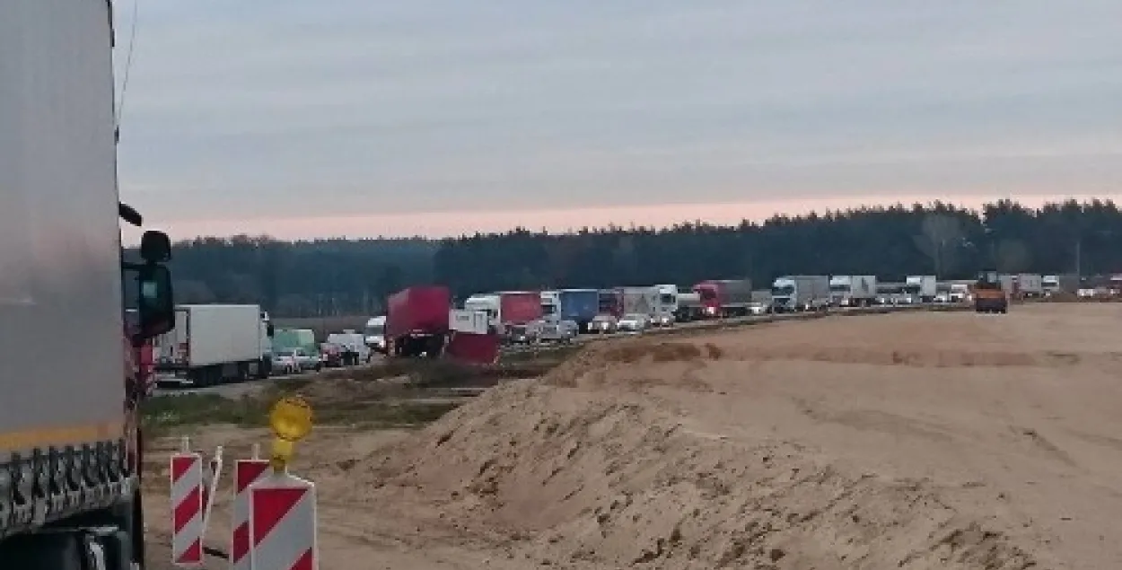 П’яны беларускі дальнабойшчык перакрыў рух на трасе Беласток — Варшава