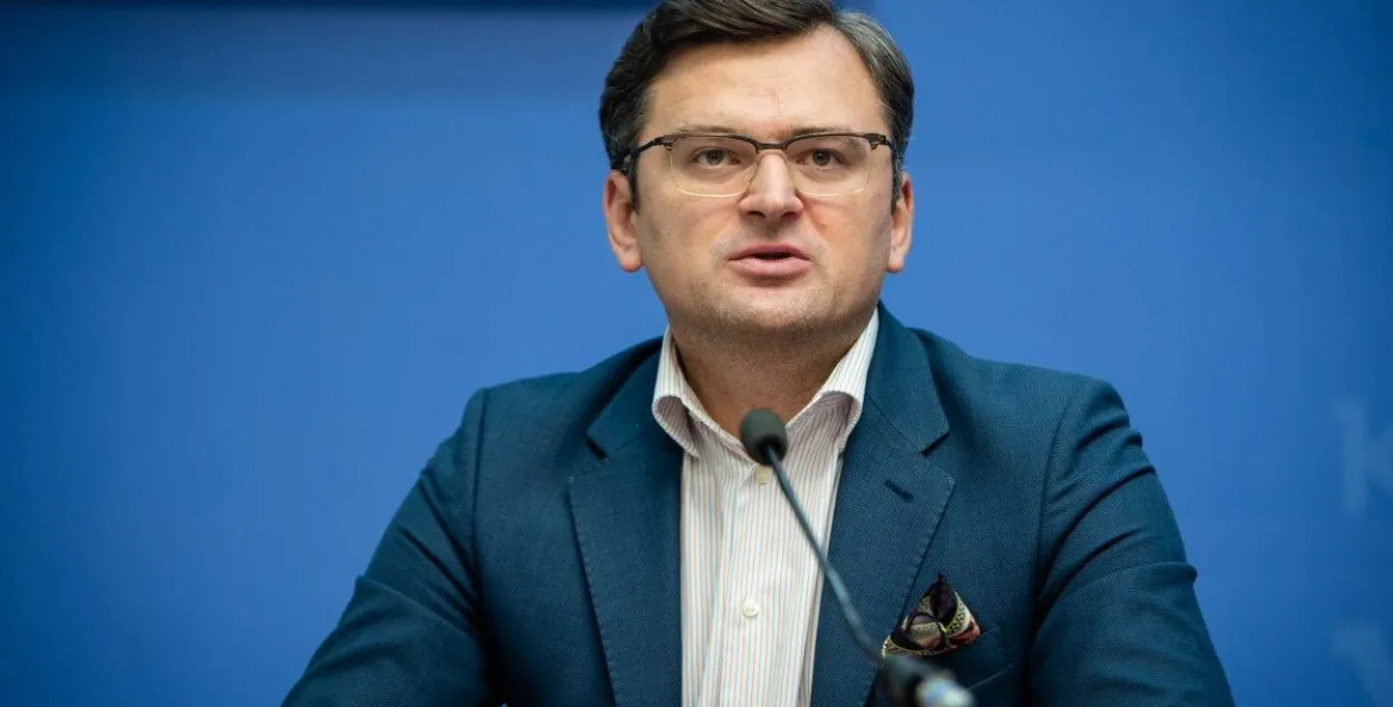 Украіна замарозіла ўсе кантакты з Беларуссю