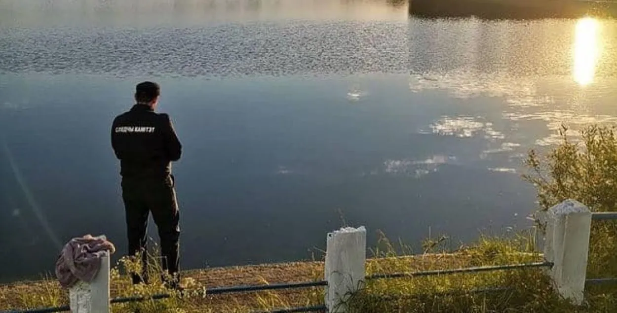 Агляд месца гібелі дзіцяці ў Мінскай вобласці ў пачатку чэрвеня / @skgovby